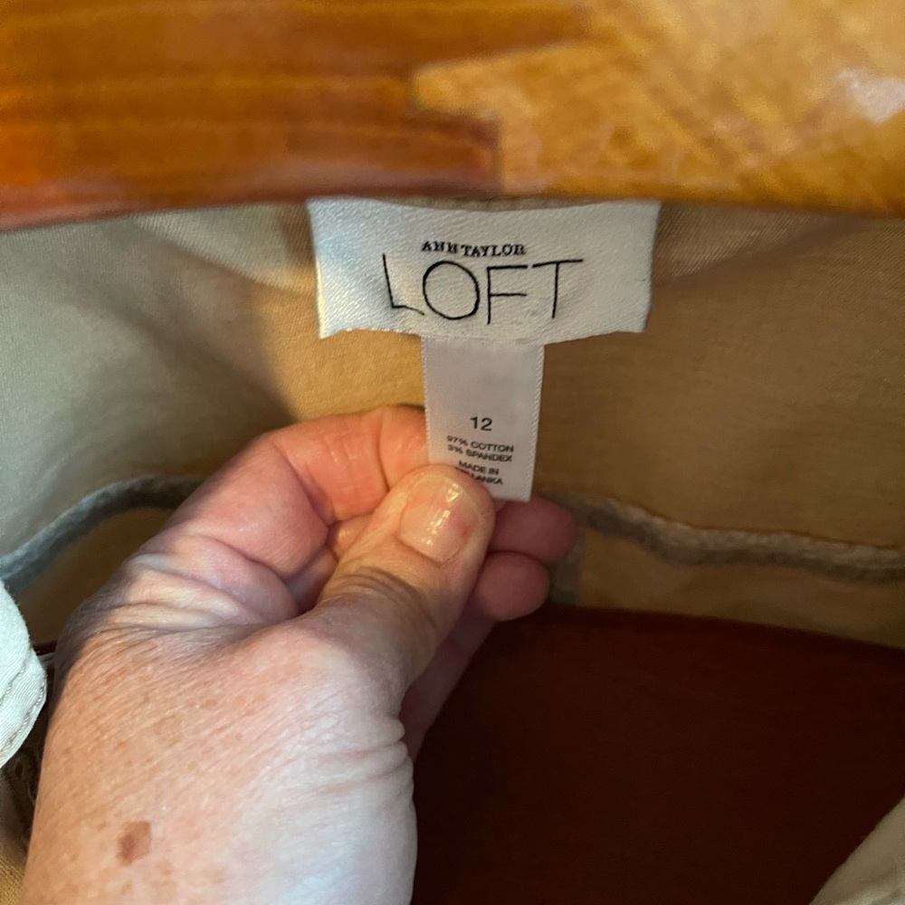 Tan Loft jacket. Size 12 - Picture 2 of 3